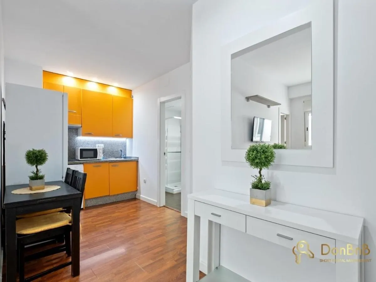 Cosy Flat To Discover Малага Испания